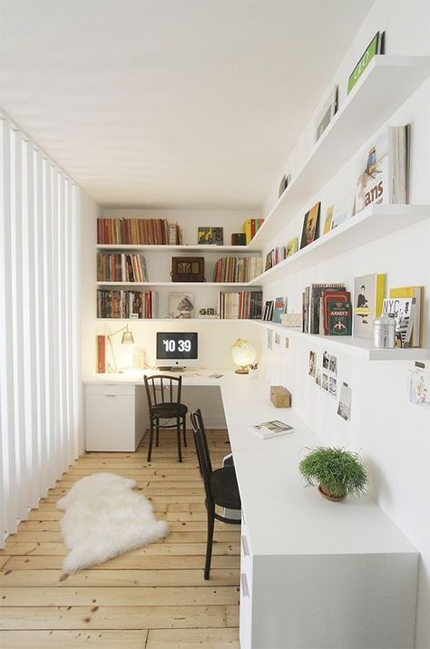 Tiny living | ombiaiinterijeri Tiny Home Office, Small Home Offices, Study Room Decor, Small Home Office, Craft Room Office, Modern Home Office, Home Office Space, Tiny Living, Office Inspiration