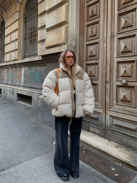 Winter outfit, winter season, winter outfits ideas, winter puffer Sherpa Puffer Jacket Outfit, Jacket Winter Outfit, Autumn Fashion Outfits, Puffer Winter Jacket, Puffer Jacket Outfit, Outfit Ideas Winter, Winter Outfit Ideas, Jacket Outfit, Fall Fashion Outfits