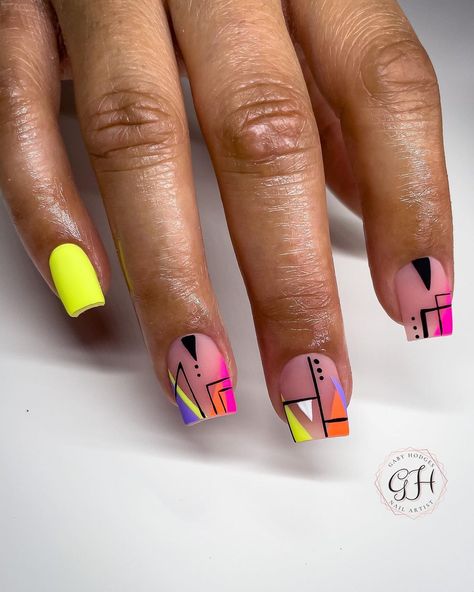 Nail Artist | Overland Park on Instagram: “Neon nails are once again very much in vogue this summer with bright pink or flashy yellow.🥰❤️❤️ . . Follow me @gabyhodgesnails And…” Short Acrylic Nails Abstract Lines, Flashy Nails Summer, Bright Abstract Nails, Line Art On Nails, Short Abstract Nail Designs, Neon Abstract Nails, Abstract Nail Art Short Nails, Neon Nails Short, Geometrical Nails