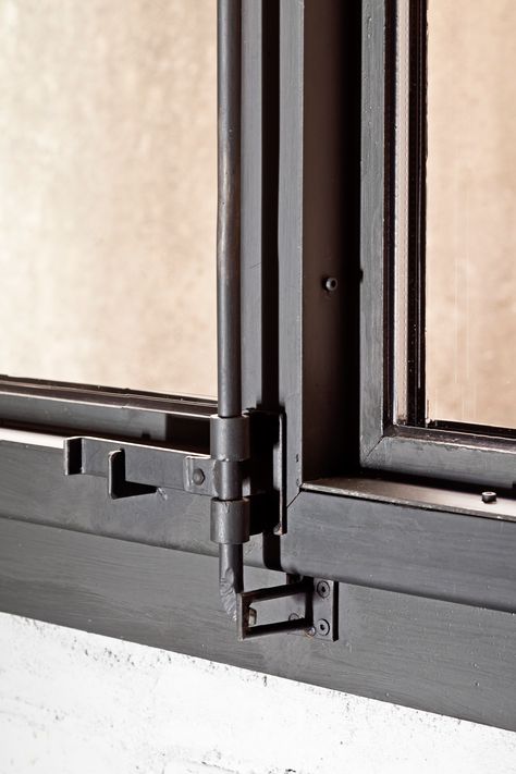 Metal Window Frames, Steel Frame Doors, Industrial Windows, Steel Doors And Windows, Metal Windows, Window Detail, Iron Windows, Steel Windows, Window Handles