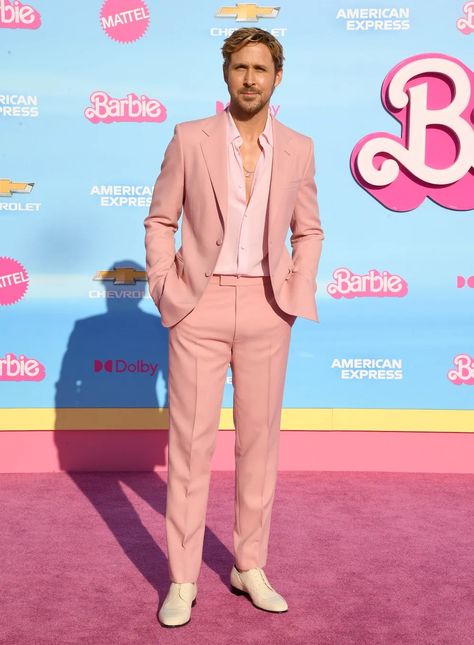 Ryan Gosling Wears All-Pink Gucci Suit to the ‘Barbie’ L.A. Premiere Pink Suit Men, Ken Barbie, Gucci Suit, Party Outfit Men, Райан Гослинг, Christmas Wear, Jon Bernthal, Pink Suit, Ryan Reynolds