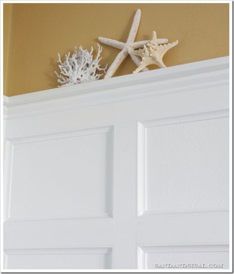 How to install board and batten with cove molding. Great tutorial! Board And Batten With Cove Molding, Mustard Yellow Board And Batten, Shiplap Fireplace Wall, Panel Lounge, Batten Board, Cove Moulding, Beautiful Walls, Wainscoting Wall, Cove Molding