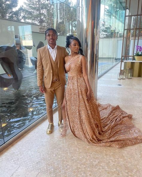 Rose Gold Prom Dress Black Couple, Rose Gold Prom Dress Black Women, Prom 2k23, Rose Gold Prom, Rose Gold Prom Dress, Gold Prom Dress, Prom Dress Black, Gold Prom, Prom Inspo