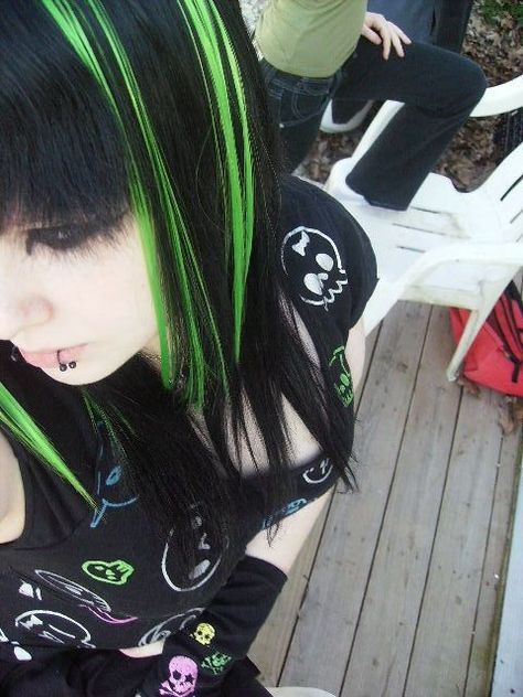 Lime Green Highlights, Monaca Towa, Black Scene Hair, Black And Green Hair, Green Tattoo, Neon Green Hair, Skunk Hair, Epic Clothing, Dye Hair