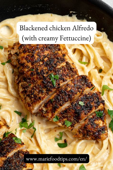 Take your basic dinner to the next level with this delicious Blackened chicken Alfredo. It's a quick and easy recipe that uses pasta with homemade Alfredo sauce and tender, super flavorful chicken breasts. Trust me, it will become a true family favorite in the blink of an eye! Blackened Chicken Alfredo Pasta, Blackened Chicken Fettuccine, Blackened Chicken Pasta, Blackened Chicken Alfredo, Blackened Chicken Recipe, Chicken Broccoli Pasta, Chicken Broccoli Alfredo, Pasta Recipes Alfredo, Chicken Alfredo Recipes