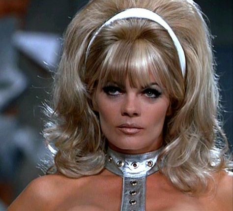 AUSTIN POWERS FEMBOTS | Austin Powers: International Man of Mystery (1997) Cheryl Bartel as ... Austin Powers Fembot Makeup, Fembot Austin Powers, Fembot Costume, Austin Powers International Man Of Mystery, International Man Of Mystery, Robot Costume, Haircut Women, Sci Fi Fashion, Teased Hair