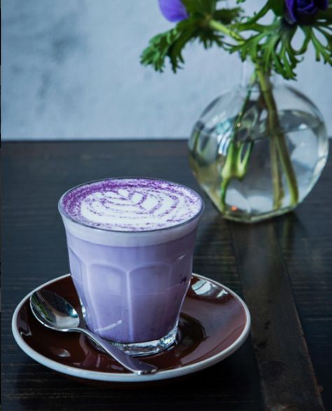 What is this amazing purple drink? Made from Taro, this super delicious treat is a healthy and yummy alternative to other sugar-filled hot drinks. Photo Credit @localmbassy Boutique Cafe & Kitchen. What is Taro?This purple latte is made with Taro. Taro is a type of root vegetable, similar to a sweet potato. It comes in many shapes, sizes and colours depending on where it was grown. It is used in many different dishes around the world due to it's naturally nutty and sweet flavour. It provides Purple Drink, Boutique Cafe, Tea Latte Recipe, Purple Drinks, Steamed Milk, Coffee Latte Art, Purple Food, Latte Recipe, Tea Latte