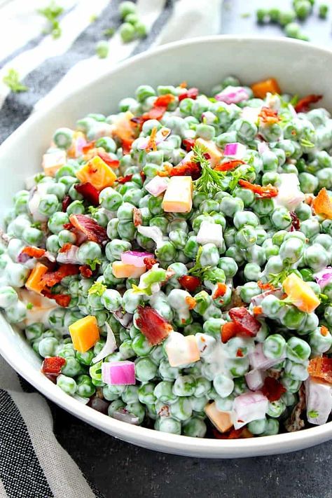 Creamy Pea Salad with Bacon Pioneer Woman Pea Salad, Layered Salad With Peas, Creamy Pea Salad, Pea Salad With Bacon, Salad With Ranch, Green Pea Salad, Pea Salad Recipes, Creamy Peas, Potluck Side Dishes