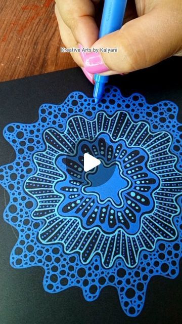 Mandala Drawing Patterns, Mandala Zentangle Art, Freehand Drawing, Doodle Art On Black Paper, Draw On Black Paper, Black Paper Doodle, Drawing Acrylic, Mandela Art On Black Paper, Mandela On Black Paper