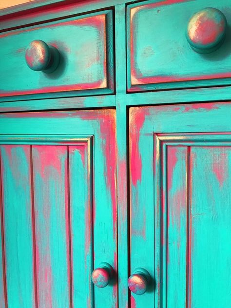 Coral Distressed Furniture, Turquoise Furniture, Whimsical Painted Furniture, Whimsical Furniture, Furniture Painting Techniques, Boho Furniture, Painting Wood, Diy Furniture Renovation, Furniture Rehab