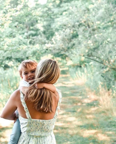 Mom And Son 1st Birthday Pictures, Single Mom And Son Photo Ideas, Single Mom Of 2 Photography, Fall Photoshoot Ideas Mom And Son, Mom And Son Photo Ideas Summer, Mom And Son Photo Shoot, Single Mom Photoshoot, Mom And Sons Fall Photoshoot, Mom With 2 Kids Photoshoot