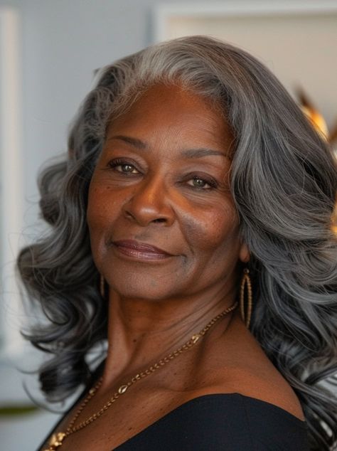 Black Grandma Aesthetic, Middle Age Black Women, Silver Hair Black Women, Old People Makeup, Older Black Women Hairstyles, Grandma Haircut, Grombre Hair, Old Black Lady, Black Older Women