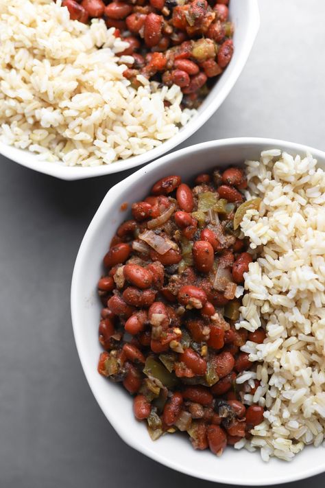 Classic Southern Recipes, Homemade Cajun Seasoning, Whole Food Plant Based Diet, Southern Recipe, Red Beans And Rice, Southern Comfort Food, Wfpb Recipes, Louisiana Recipes, Comfort Food Southern