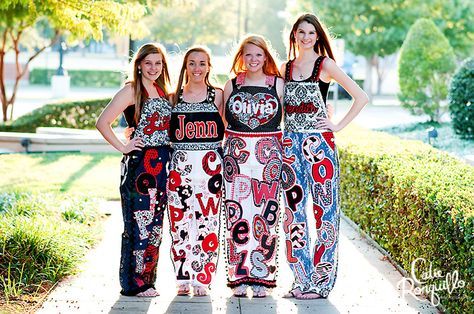 There is a tradition of Coppell High School Senior Overalls for the senior girls. They decorate a pair of overalls to wear to football games. High School Graduation Hairstyles, Painted Overalls, Homecoming Spirit, Spirit Week Outfits, School Outfits Highschool, Homecoming Week, White Overalls, Senior Overalls, School Spirit Wear