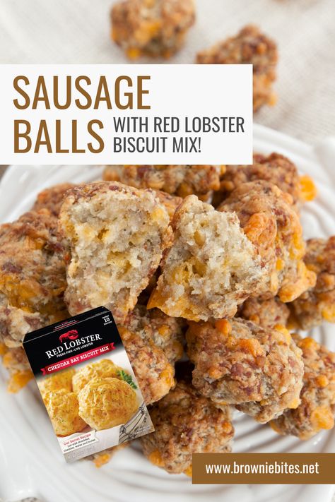 Sausage Balls With Red Lobster Biscuit mix - Brownie Bites Blog Cream Cheese Sausage Balls Red Lobster, Garlic Cheeseburger Bites Red Lobster, Red Lobster Biscuit Mix Sausage Balls, Red Lobster Biscuit Sausage Balls, Sausage Balls Red Lobster Biscuit, Sausage Balls Red Lobster, Red Lobster Sausage Balls Recipe, Gluten Free Red Lobster Biscuits, Sausage Balls With Red Lobster Biscuits