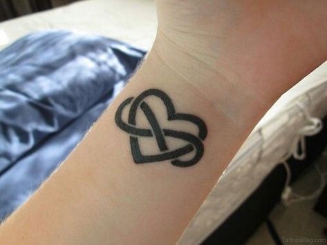 Celtic Heart Knot Tattoo, Knot Tattoo Meaning, Heart Ring Tattoo, Celtic Heart Tattoo, Celtic Tattoo For Women, Heart With Infinity Tattoo, Heart Tattoo On Finger, Small Wave Tattoo, Celtic Tattoo Designs