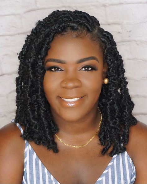 Medium Length Hair Styles Black Women Braids, Faux Locs Bob Shoulder Length, Crochet Hairstyles For Short Hair, Croshay Hairstyles, Locs Hairstyles Braids, Short Twists For Black Women, Hairstyles Faux Locs, Braid Locs, Short Hair Twist Styles