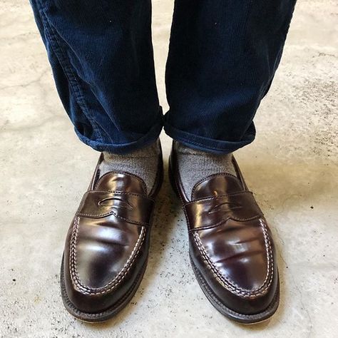 Shell Cordovan Shoes, Loafers Outfits, Levis Lvc, Alden Shoes, Cordovan Shoes, Mens Inspiration, Mens Hats Fashion, Levis Vintage Clothing, Levis Vintage