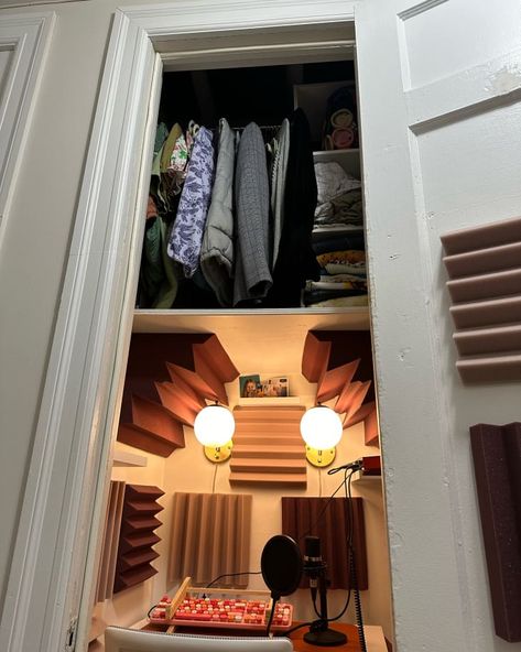 Closet Turned Into Office, Tiny Closet Office, Closet Into Office, Tiny Home Office, Closet Redo, Nashville Art, Nyc Closet, Closet Office, Brown University