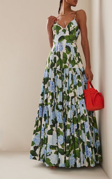 Dress Western, Spring Floral Dress, Pretty Blouses, Suspender Dress, Maxi Tank Dress, Blue Hydrangea, Tiered Maxi Dress, Designer Dress, Western Dresses