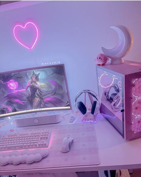 Gaming Set Ups, Cute Gaming Setup, Cute Gaming, Kawaii Room Ideas, Gaming Desk Setup, Gamer Setup, Video Game Room Design, Desk Makeover, Girly Room