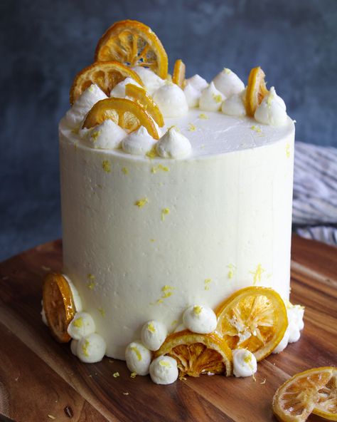 Lemon Vanilla Cake, Lemon Birthday Cakes, Lemon Meringue Cake, Candied Lemon Slices, Lemon Curd Cake, Passover Desserts, Citrus Cake, Pastry Design, Quick Cake