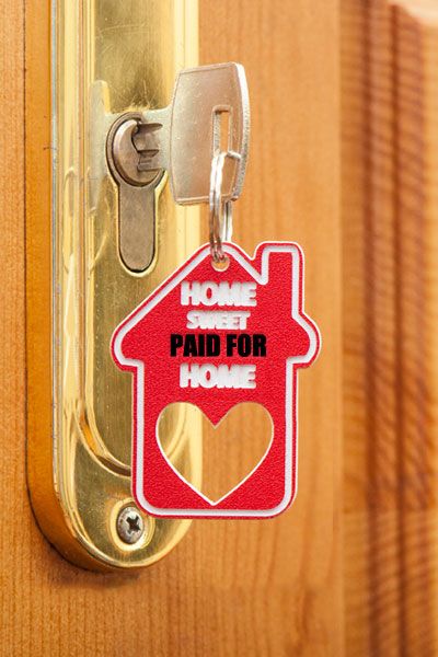 Who wouldn't love to have a paid for house?! Steve & his wife PAID OFF THEIR MORTGAGE (woohoo!) by following these 5 simple rules. Paid Off House Quotes, House Paid Off Party, Paid Off Mortgage Celebration, House Paid Off, Mortgage Free Quotes, Paid Off House, Mortgage Burning Party Ideas, Pay Off House, Paid Off Mortgage