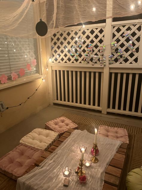 Picnic outdoor bday birthday party cute girly hangout setup ideas inspo 19th Birthday Party, Bedroom Birthday, Picnic Outdoor, Outside Decor, 19th Birthday, Birthday Table, Setup Ideas, Birthday Board, Birthday Party