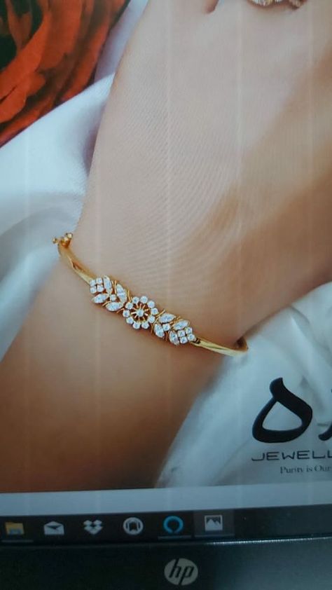 4 Grams Gold Bracelet For Women, Women Bracelets Gold Indian, Single Bangle Designs Gold, Kada Bracelet Gold For Women, Gold Kappu, Fashion Jewelry Necklaces Gold, Gold Bracelet Simple, Delicate Gold Jewelry, New Gold Jewellery Designs