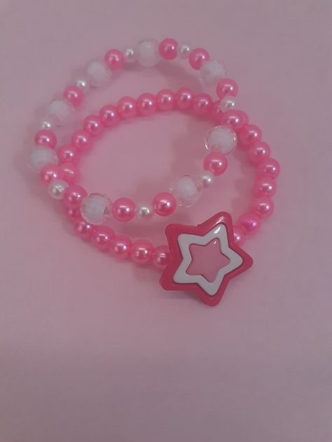 Fairy Kei Accessories, Emo Accessories, Diy Kandi Bracelets, Pony Bead Bracelets, Diy Kandi, Kandi Patterns, Kandi Bracelets, Beaded Jewels, Diy Bracelets Patterns