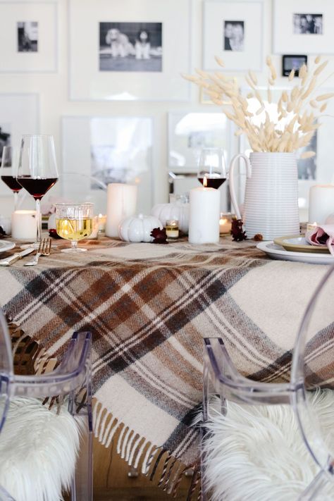 Cozy fall tablescape with plaid, pumpkins and wheat. This scandinavian tablescape is simple yet cozy for fall. Pumpkins On Dining Room Table, Neutral Fall Decor Ideas Living Room, Fall Table Cloth Ideas, Plaid Table Setting, November Decor, Pumpkins And Candles, Fall Tables, Plaid Pumpkins, Autumn Picnic