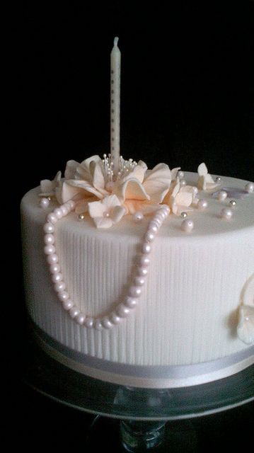 70th birthday cake with pearls Birthday Cake With Pearls, Pearl Birthday Cake, Cake With Pearls, 75 Birthday Cake, 70th Birthday Ideas, Birthday Cake For Women, Cake For Women, 70 Birthday, 70th Birthday Cake