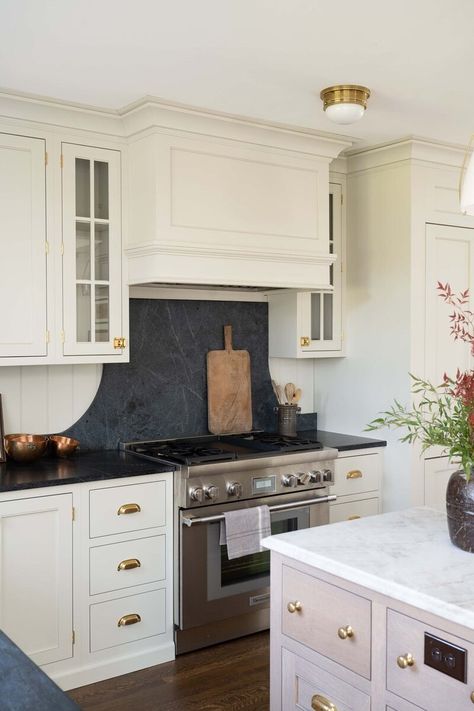 Home Tour | Whittney Parkinson’s 1930s Penn Home is the Definition of Heritage Luxe Style — Scout & Nimble Classic American Home, White Marble Kitchen, Off White Kitchens, Kitchen New York, New Kitchen Cabinets, Bright Kitchens, Grey Kitchen Cabinets, Transitional Kitchen, Grey Kitchen