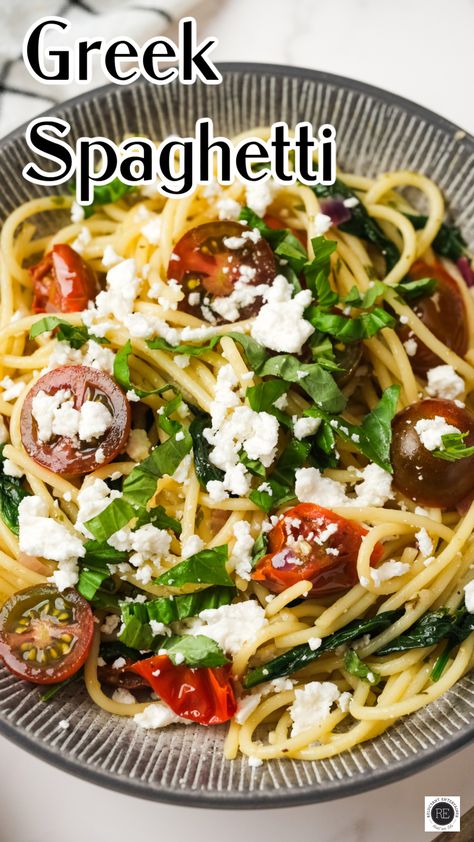 Mediterranean Spaghetti Salad, Greek Spaghetti Salad, Greek Pasta Sauce, Greek Pasta Recipes, Greek Diet Recipes, Greek Spaghetti Recipe, Greek Thanksgiving Recipes, Greek Pasta Dinner, Greek Noodles