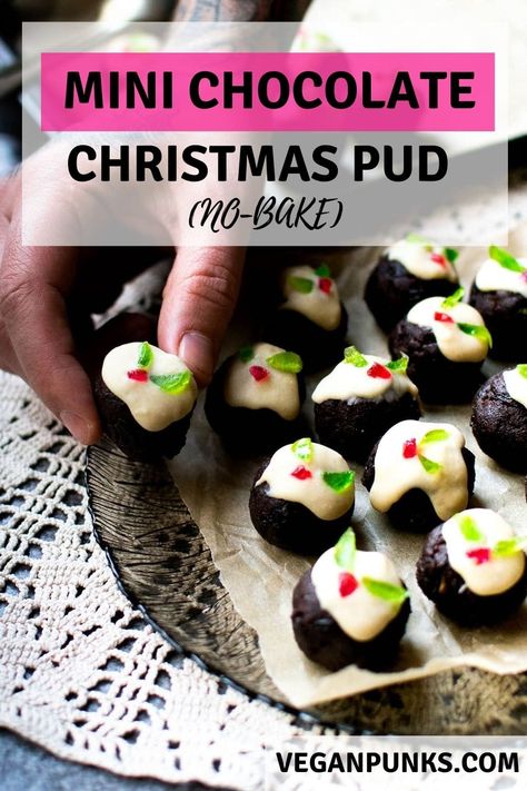 Pinterest image of mini chocolate Christmas pud bites Mini Christmas Desserts, Vegan Yorkshire Pudding, Chocolate Christmas Pudding, Mini Christmas Puddings, Vegan Christmas Dinner, Christmas Puddings, Christmas Dessert Table, Yorkshire Puddings, Vegan White Chocolate