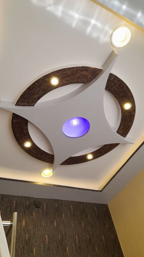 Fall Celling Design, Pop Design For Hall, Drawing Room Ceiling Design, Pop Design For Roof, Simple False Ceiling Design, Gypsum Ceiling Design, Bedroom Pop Design, Fall Ceiling, Simple Ceiling Design