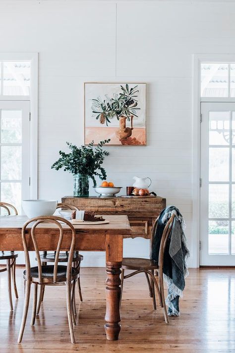 Country Style Magazine, Aesthetic Interior, Farmhouse Renovation, Country Dining Rooms, Hunter Valley, Interior Aesthetic, Style Magazine, Dining Room Inspiration, Farmhouse Dining Room