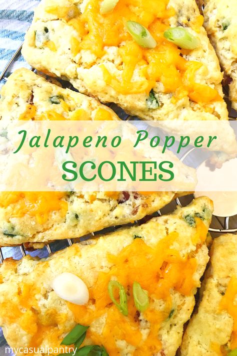 Breakfast Scones, Baking Scones, Savory Breakfast Recipes, Scones Recipe Easy, Cheese Cheddar, Scones Easy, Savory Scones, Jalapeno Popper, Breakfast Pastries