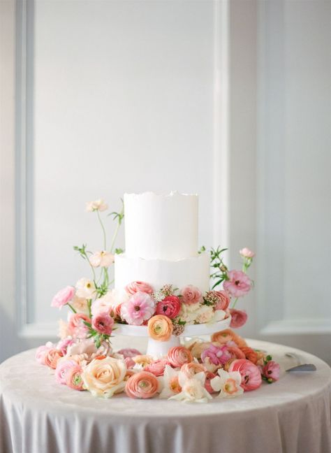 Small Wedding Cakes With Flowers, Castlemartyr Wedding, Wedding Afterparty, Garden Wedding Cake, Spring Wedding Cake, 3 Tier Wedding Cakes, Floral Wedding Cake, Floral Wedding Cakes, Wedding Cake Table