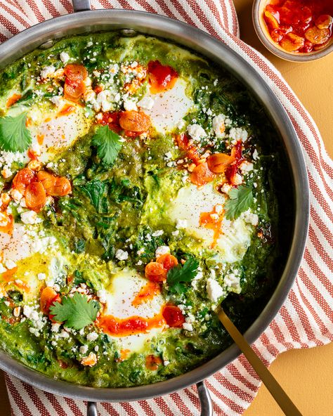 Green Herb Shakshuka Green Shakshuka, Shakshuka Recipe, Shakshuka Recipes, Anyone Can Cook, Healthy Activities, Passover Recipes, Cooked Vegetables, Breakfast Brunch Recipes, Poached Eggs