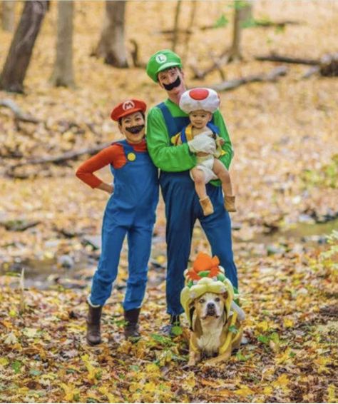 Family Halloween Costumes With Toddler, Matching Family Halloween Costumes, Mario Halloween Costumes, Family Halloween Costume Ideas, Family Themed Halloween Costumes, Family Halloween Costume, Newborn Halloween Costumes