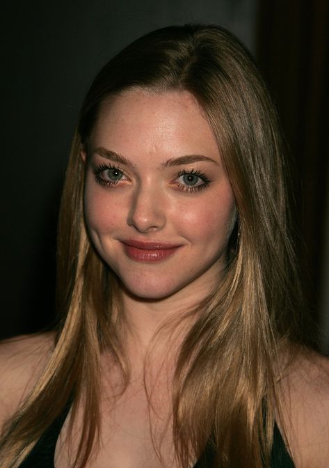 Amanda Seyfried Hair, Pretty Nose, Amanda Seyfried, Tv Girls, Adriana Lima, Hair Envy, Blonde Beauty, Girl Crushes, Famous Faces