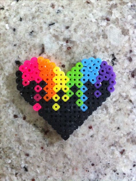 Perler beads colorful heart Perler Bead Designs, Melty Bead Designs, Hamma Beads Ideas, Easy Perler Bead Patterns, Melty Bead Patterns, Art Perle, Hama Beads Design, Hama Bead, Diy Perler Bead Crafts