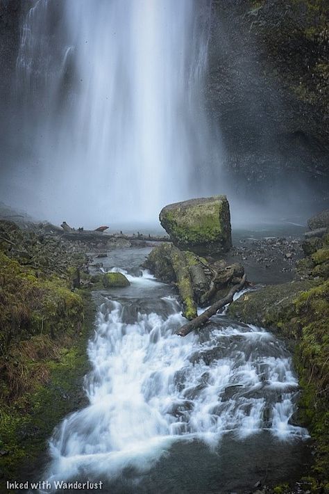 Multnomah Falls 2023 Guide: When To Visit, Parking Reservations, Hiking & More Ocqueoc Falls Michigan, Tamanawas Falls Oregon, Multnomah Falls Lodge, Multnomah Falls Oregon, Koosah Falls Oregon, Vista House, Mount Hood, Multnomah Falls, Columbia River