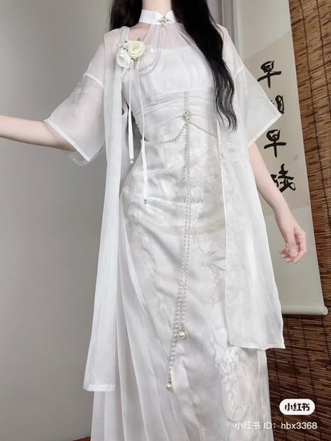 Long Tight Dress, Roman Clothes, Butterfly Print Dress, Korean Traditional Dress, Fashion Vocabulary, Anime Inspired Outfits, Dress Hairstyles, Fantasy Gowns, Asian Outfits