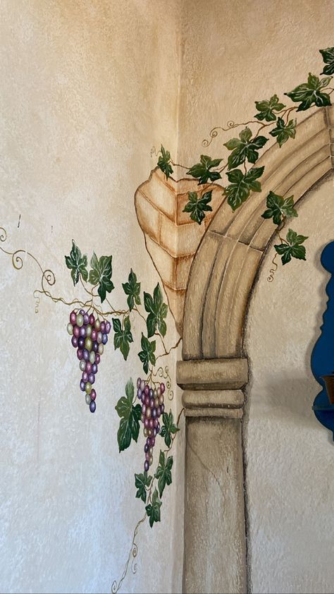 Vine Mural Wall, Vine Painting On Wall, Painted Vines On Wall, Vine Wall Painting, Stencil Wall Art, Stencil Wall, Wall Murals Painted, Vine Wall, Garden Doors