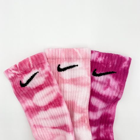 Pink Nike Socks, Dyed Nike Socks, Dri Fit Socks, Aesthetic Socks, Cherry Soda, Pretty Socks, Fluffy Shoes, Tie Dye Socks, Cute Nike Outfits