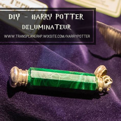 Harry Potter Decor Ideas, Diy Harry Potter Crafts, Harry Potter Christmas Decorations, Harry Potter Props, Imprimibles Harry Potter, Harry Potter School, Harry Potter Ornaments, Harry Potter Christmas Tree, Harry Potter Printables