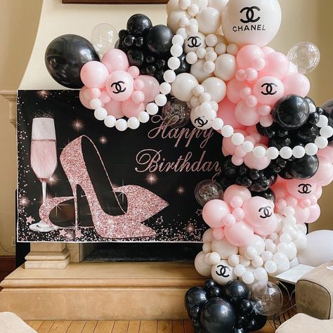 Channel Party Decorations, Chanel Balloons, Chanel Party Theme Decoration, Chanel Birthday Theme, Birthday Party For Women, Chanel Birthday Party Decoration, Chanel Inspired Party, Gold And Pink Balloons, Aaliyah Birthday