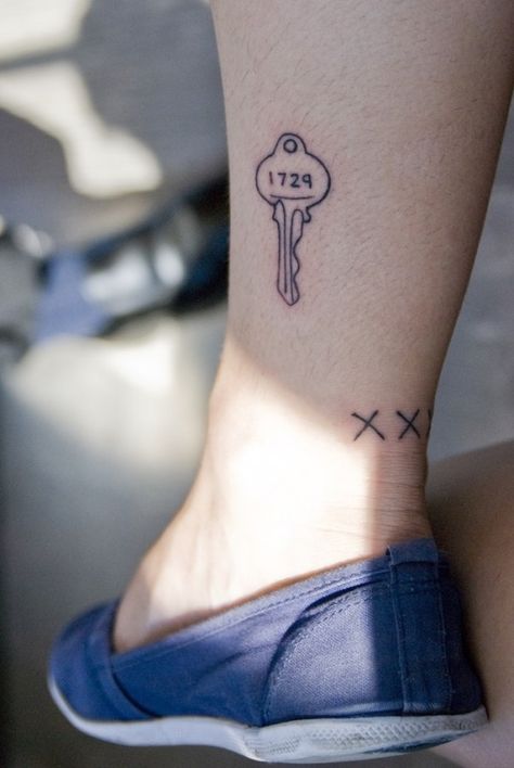 http://tattoomagz.com/numbers-tattoos/cute-key-tattoo-on-leg/ House Key Tattoo Designs, Apartment Number Tattoo, House Key Tattoo, House Number Tattoo, Key Tattoo Men, Steampunk Key Tattoo, Key Tattoo Designs Vintage, Crossed Keys Tattoo, Disney Key Tattoo